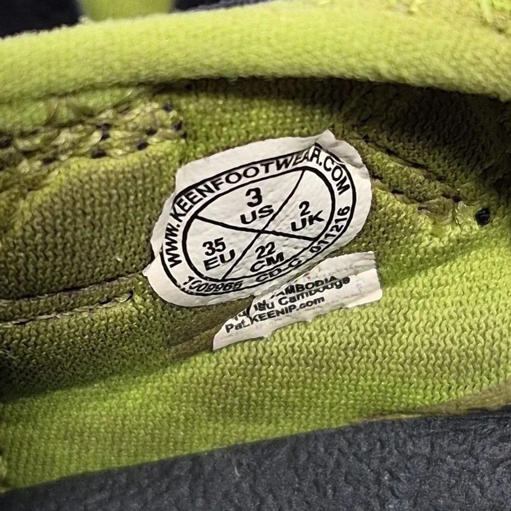 Keen Newport H2 Waterproof Shoes Big Boys 3 Black Lime Green 1009965